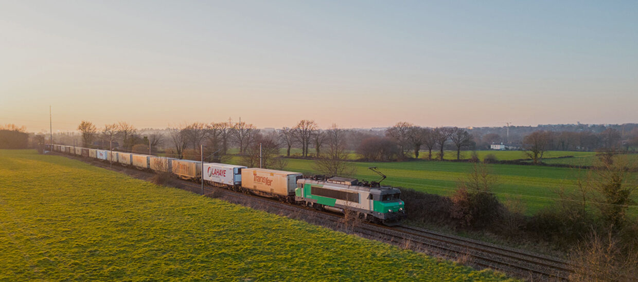 Lahaye Global Logistics Transport Combine Rail Route Rennes Lille Couverture 1